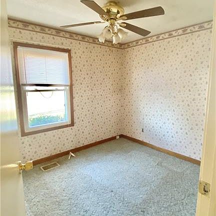5th image of 306 Millard Dr