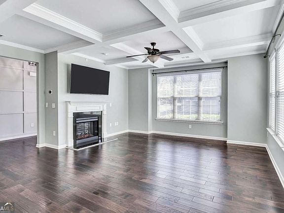 5th image of 330 Avalon Sq