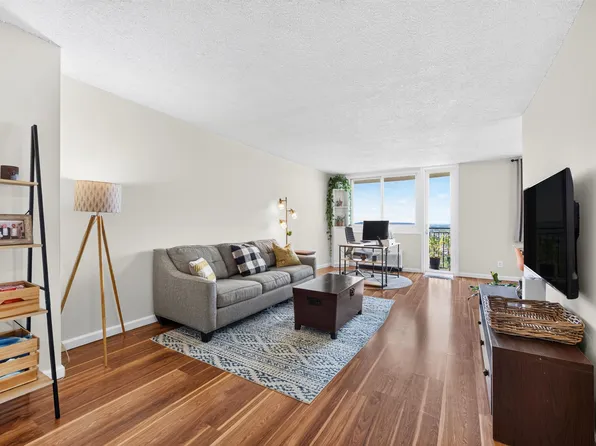 100 Manhattan Ave APT 2316, Union City, NJ 07087