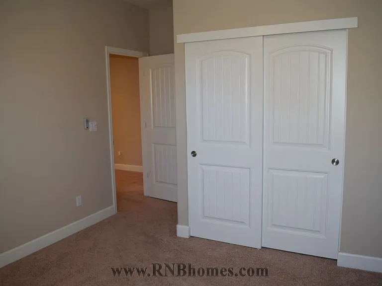 900 Lyon Pl — Photo 12
