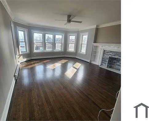 3 bed, $1,800 — Photo 2