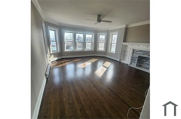 Building Photo - 7742 S Ridgeland Ave #2