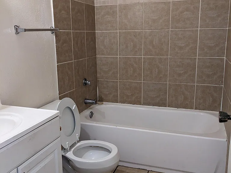 300 Western Skies Dr SE #1 — Photo 25