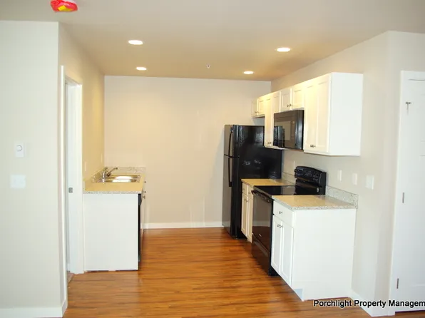 2007 Aaron Dr #202, Lynden, WA 98264