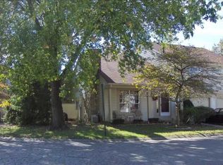 7913 Hunters Path #PENTHOUSE, Indianapolis, IN 46214