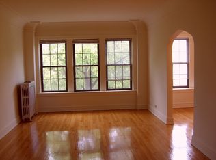 1127 Washington Blvd APT 3J, Oak Park, IL 60302