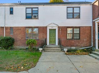 242 Pennsylvania Ave UNIT A, Bridgeport, CT 06610