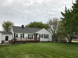 8699 Root Rd, North Ridgeville, OH 44039