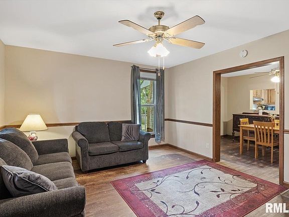 5th image of 217 W Church St