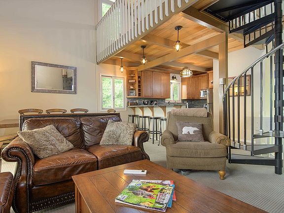 5th image of 61 Rimrock Road #11C