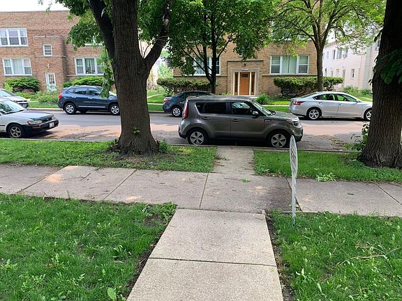 5th image of 2834 W Berwyn Ave #1