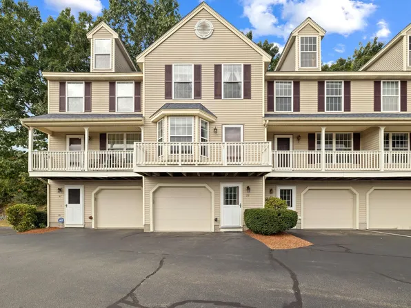 93 Wellington Hill Road, Manchester, NH 03104