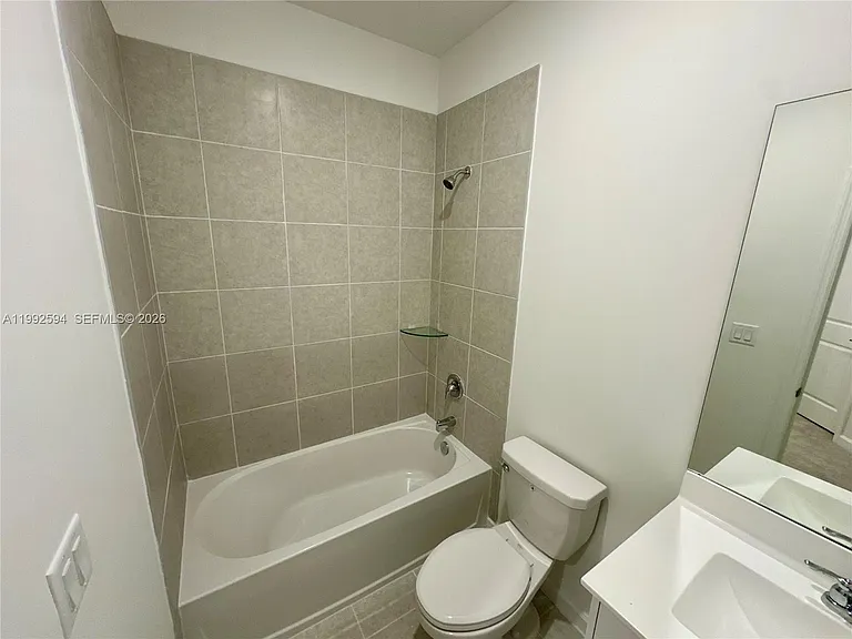 2867 SE 25th Ter — Photo 36