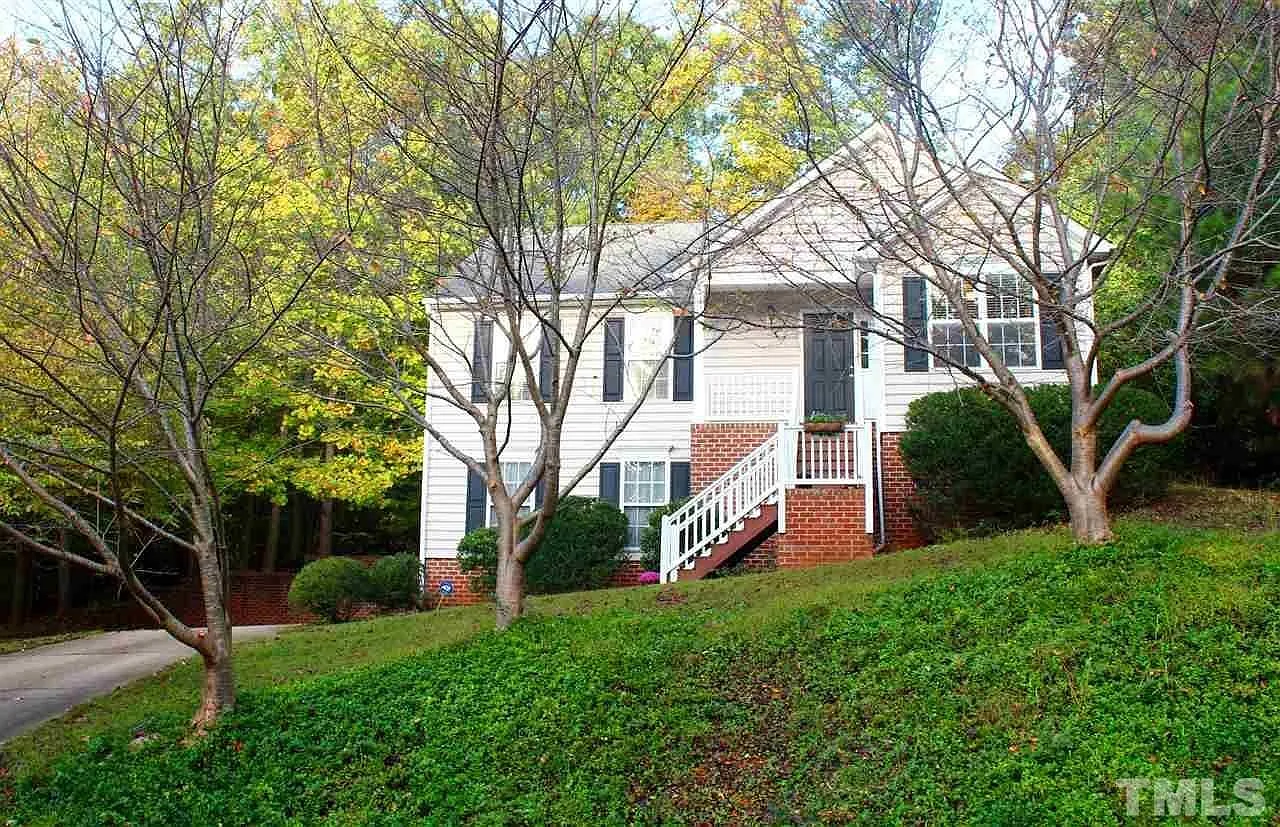 504 Town Crier Ct — Photo 1