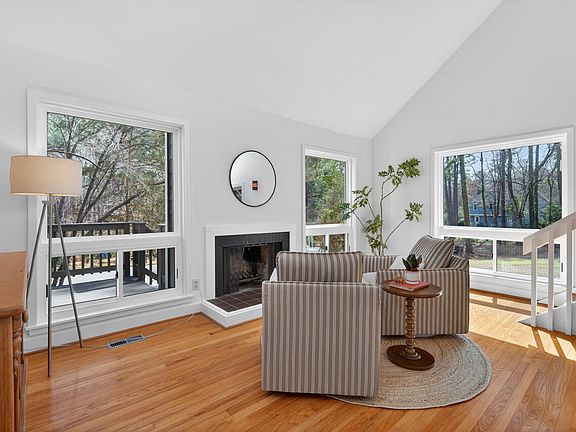 5th image of 2709 Old Sugar Rd