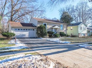 719 Webster St, Algonquin, IL 60102