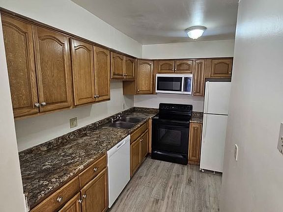 3rd image of 323 Forest Park Rd #5-12