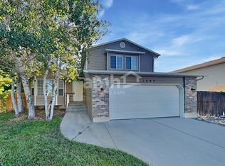 1082 N 2525 W, Layton, UT 84041