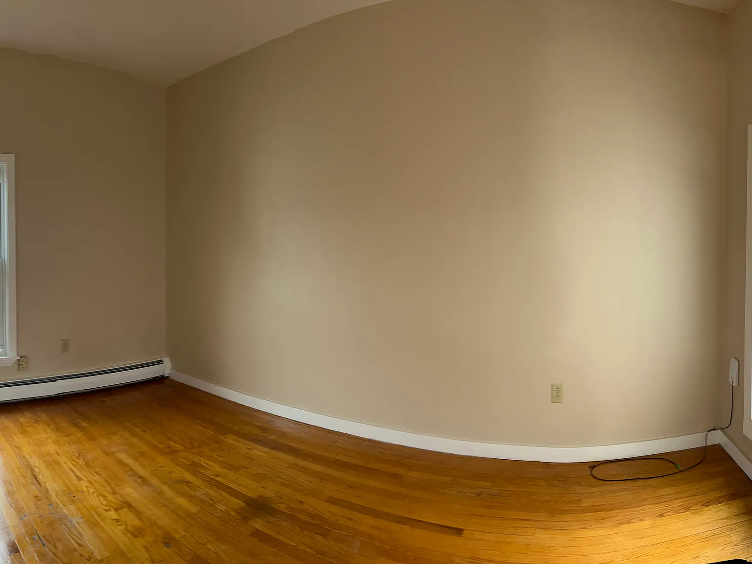 2 bed, 800 sqft, $1,500 — Photo 2