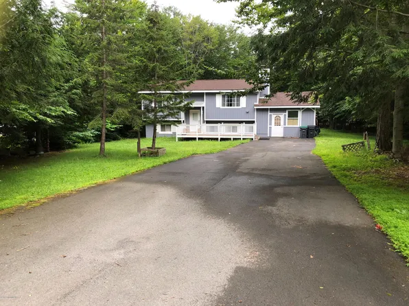 3411 Stag Ln, Tobyhanna, PA 18466