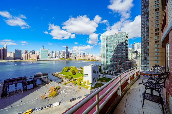 Rented by Douglas Elliman | media 26