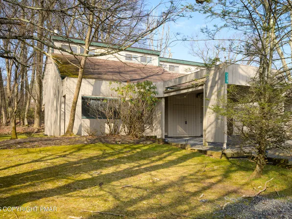 238 Evergreen Ct, Tannersville, PA 18372