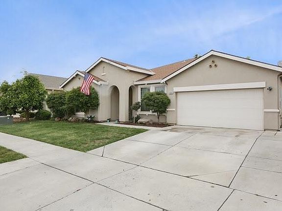 3rd image of 3838 E Seeger Ave
