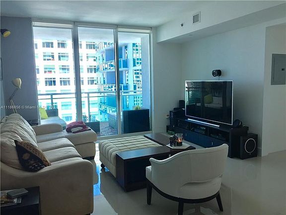 5th image of 951 Brickell Ave APT 2600