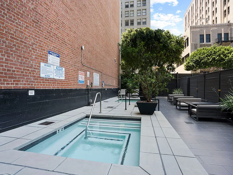 460 S Spring St #512 — Photo 23