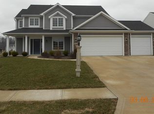 1532 Tara Bella Ln, Fort Wayne, IN 46845