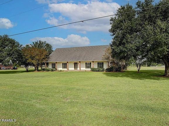 5th image of 4216 Bayou Wood Dr