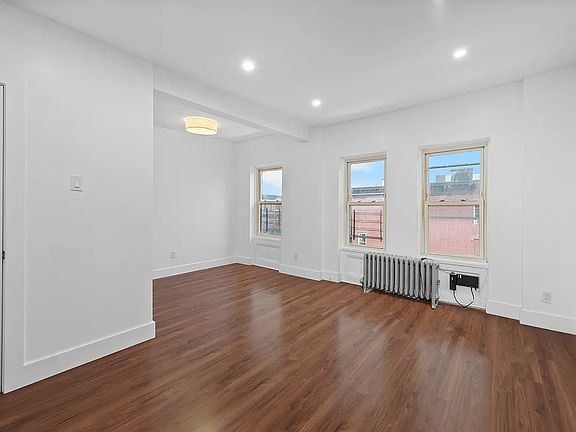 5th image of 46 Rogers Ave APT 3