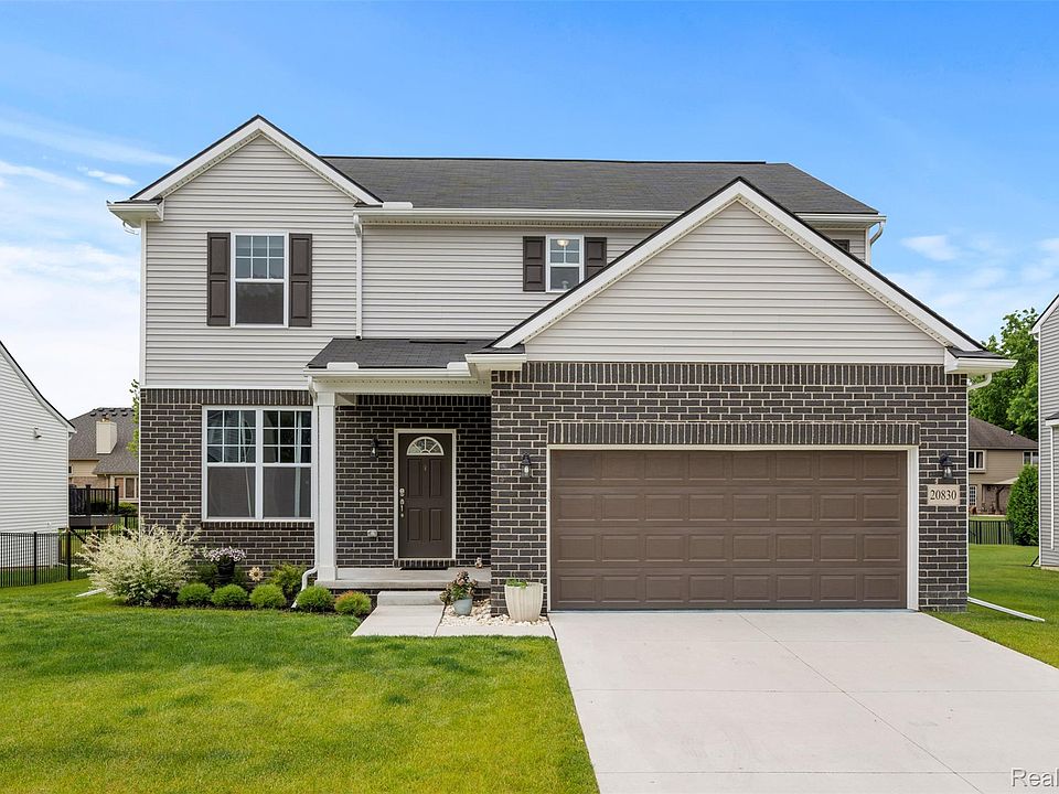 1st image of 20830 Wexford Dr