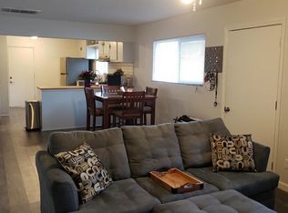10694 Walnut St, Los Alamitos, CA 90720