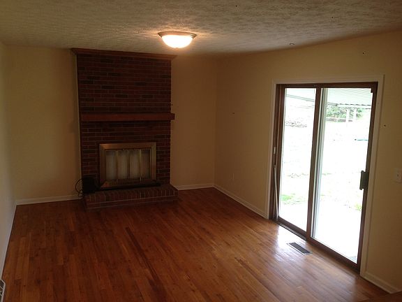 4th image of 2079 Teakwood Dr