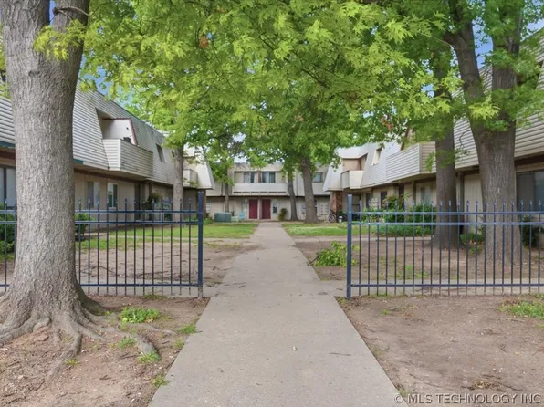 2215 E 66th Pl S #1004, Tulsa, OK 74136