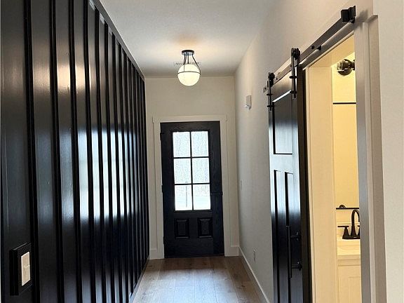 2nd image of 6 Salen Ln
