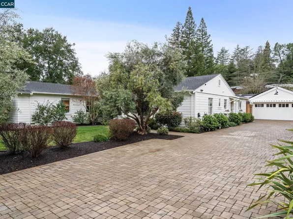 3976 S Peardale Dr, Lafayette, CA 94549