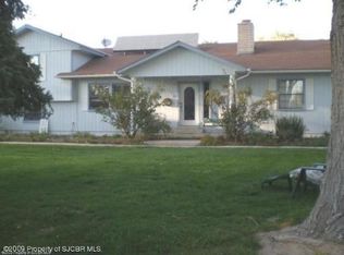 3210 Mortensen Rd, Farmington, NM 87402