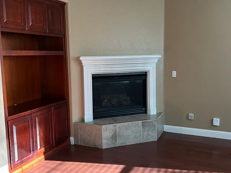 188 W Charlene Ct — Photo 15