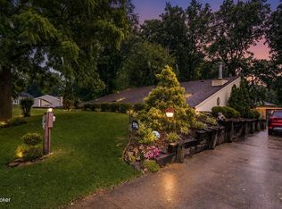 4906 Roman Dr, Louisville, KY 40291