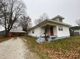 920 E State St, Bridgeport, IL 62417