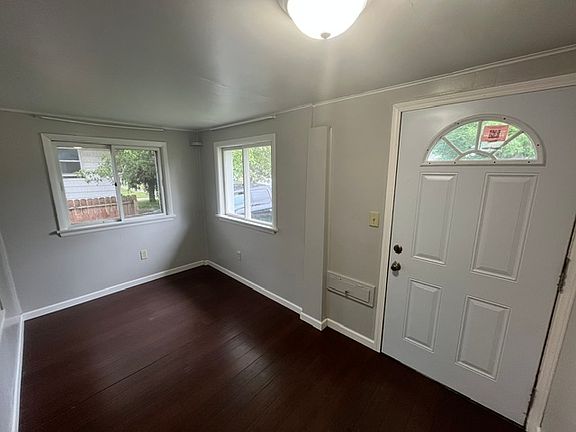 2nd image of 21 Katherine St