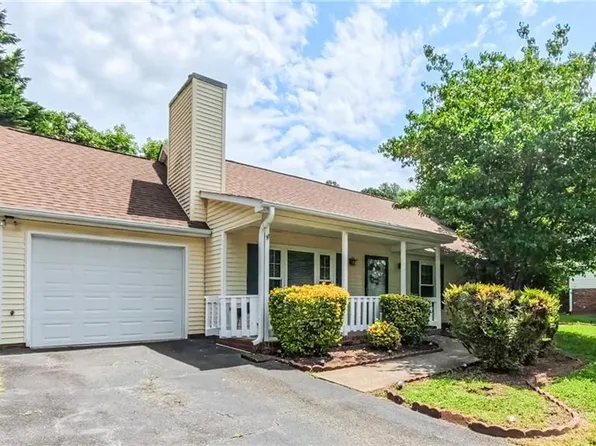 2225 Fosterdale West Ln, Kernersville, NC 27284