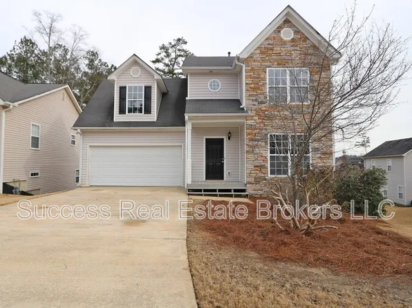 102 Providence Dr, Dallas, GA 30157
