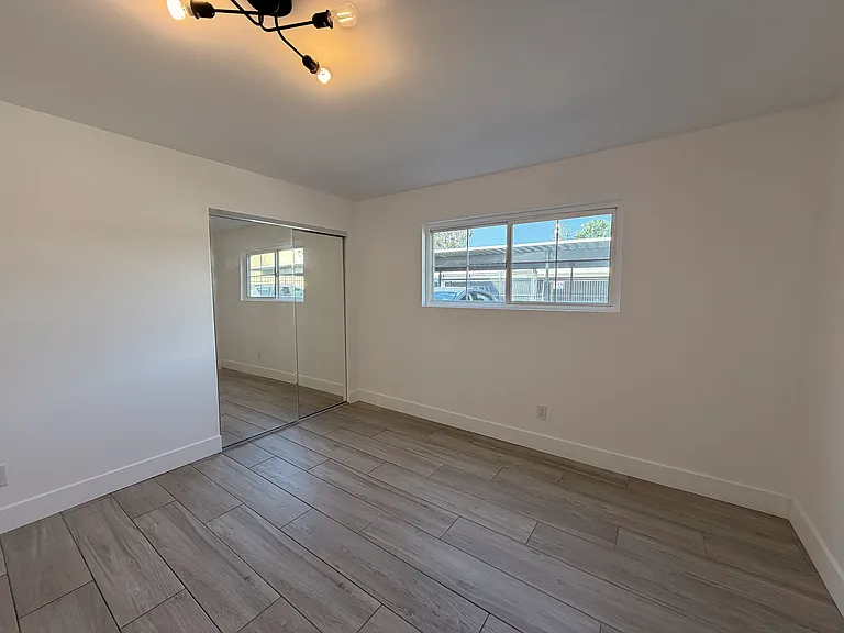 8517 Cedros Ave #5 — Photo 10