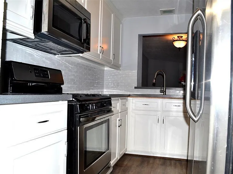 2810 Grants Lake Blvd #1204 — Photo 7