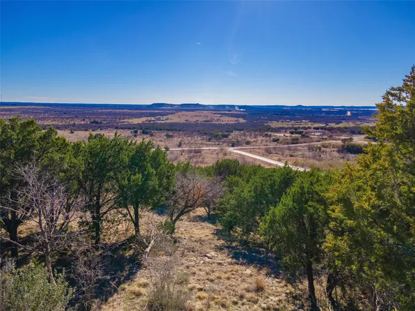 100 Raven Cir, Graford, TX 76449