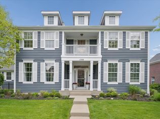 1598 Annapolis Dr, Glenview, IL 60026