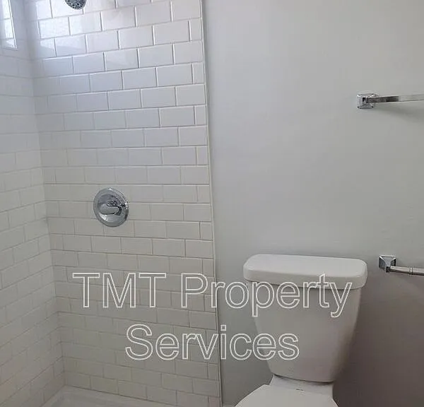 9002 Salmon Falls Dr — Photo 4